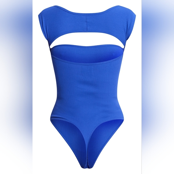 PrettyLittleThing blue ribbed bodysuit with back cutout - Picture 2 of 3